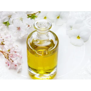 Maklon Minyak Kayu Putih: Solusi Efektif untuk Pengembangan Produk Kesehatan dan Kecantikan